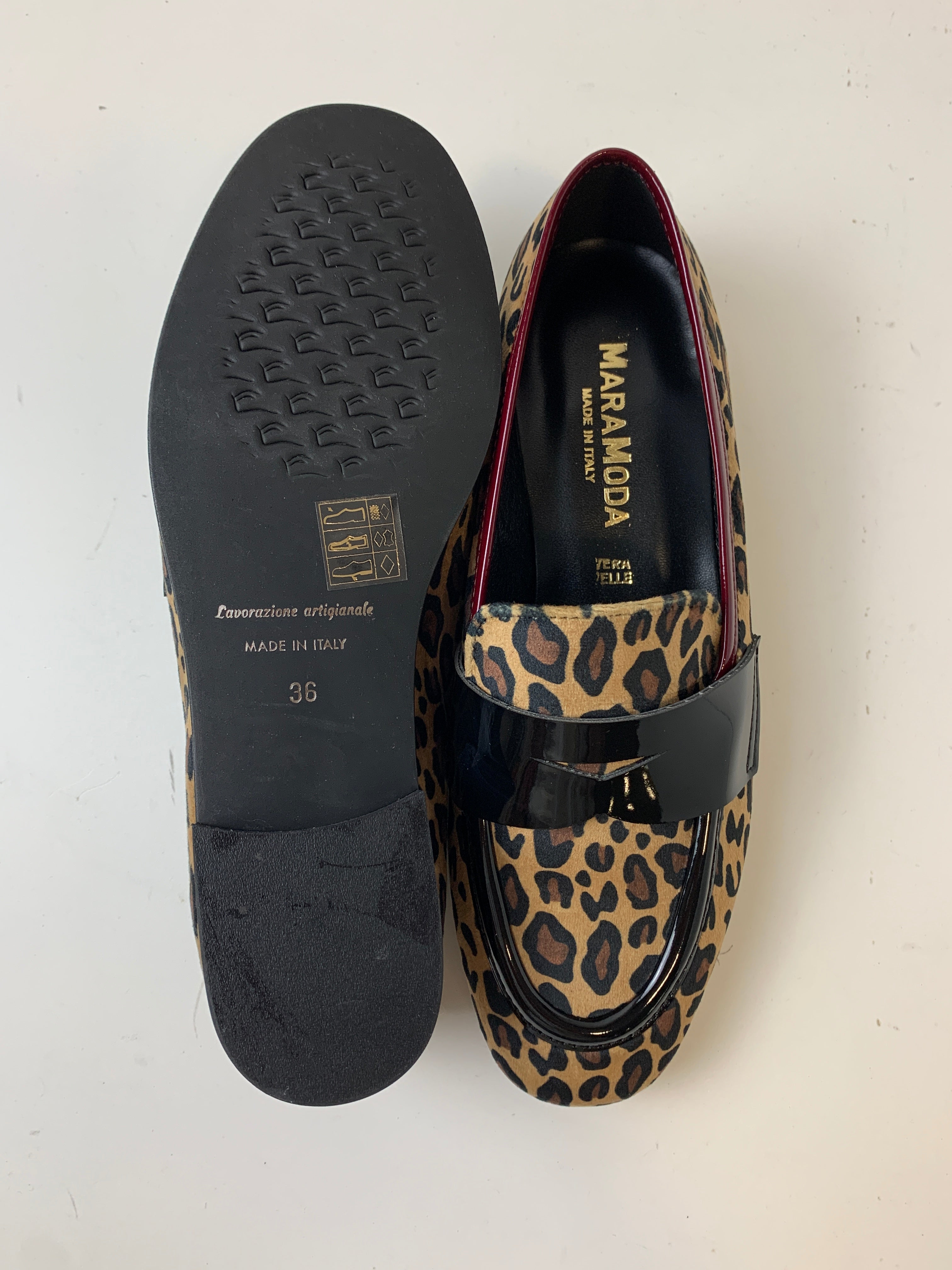 Mocassino Giada in econabuk e vernice