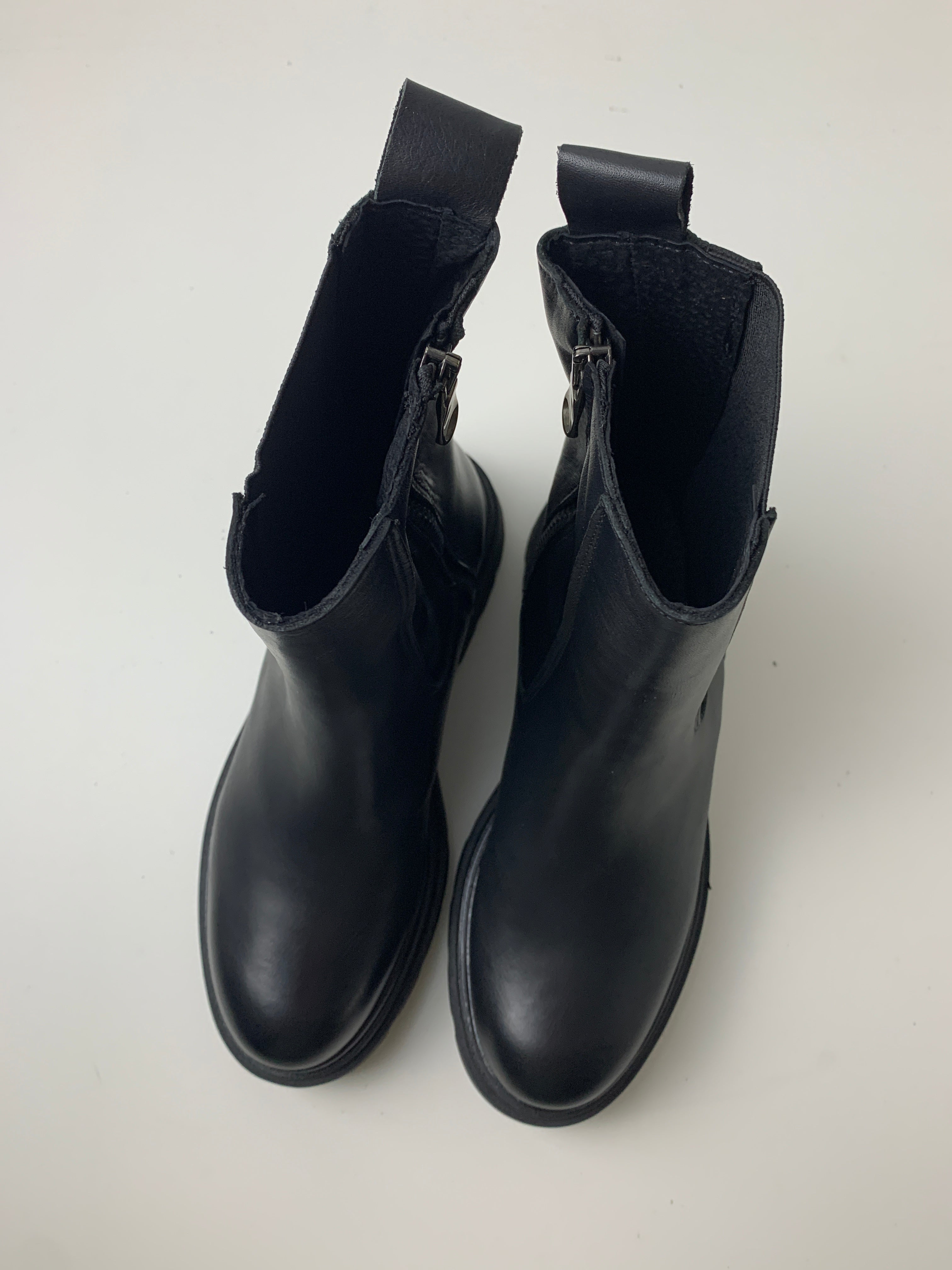 Tronchetto Olivia in pelle