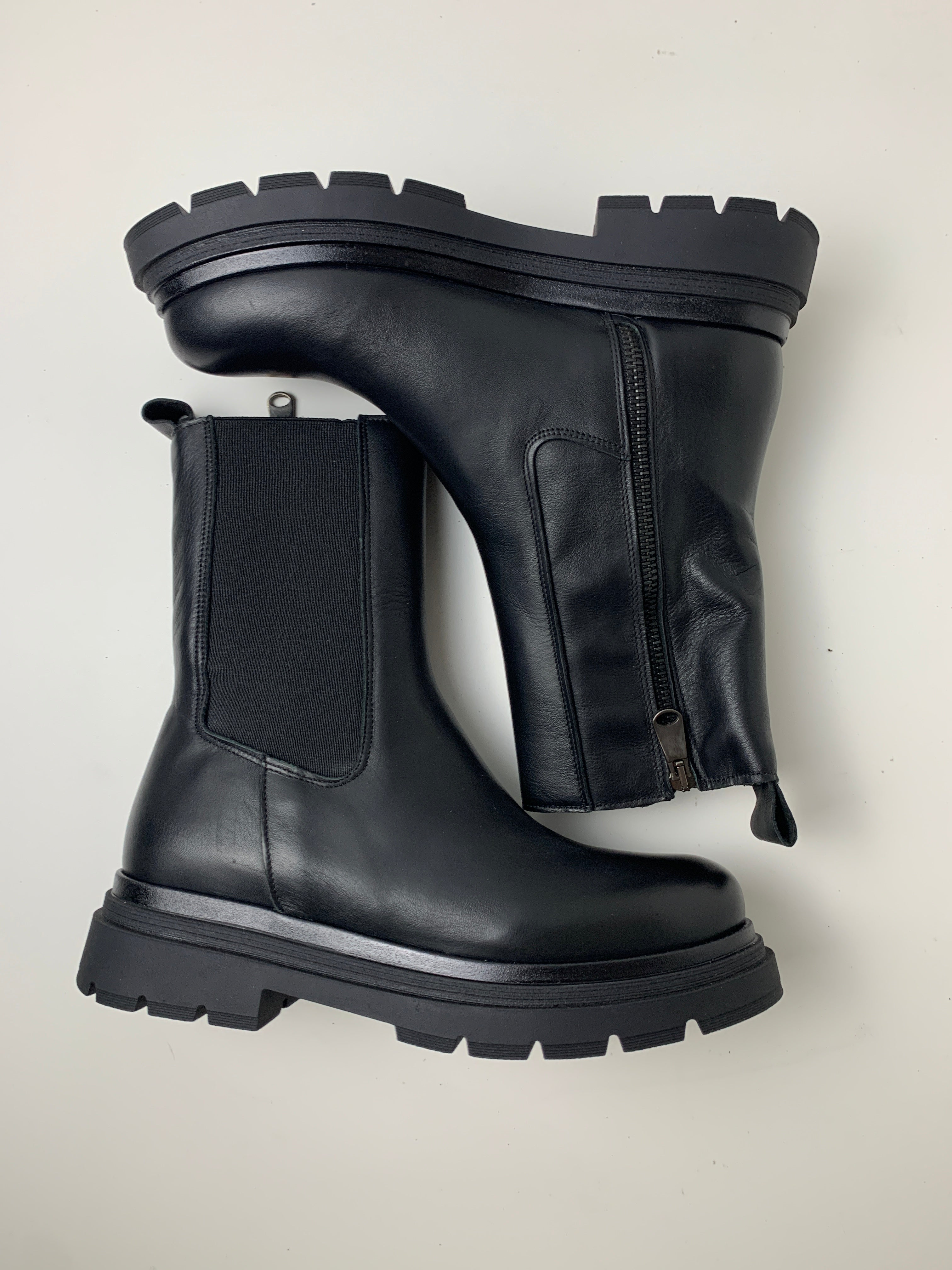 Tronchetto Olivia in pelle