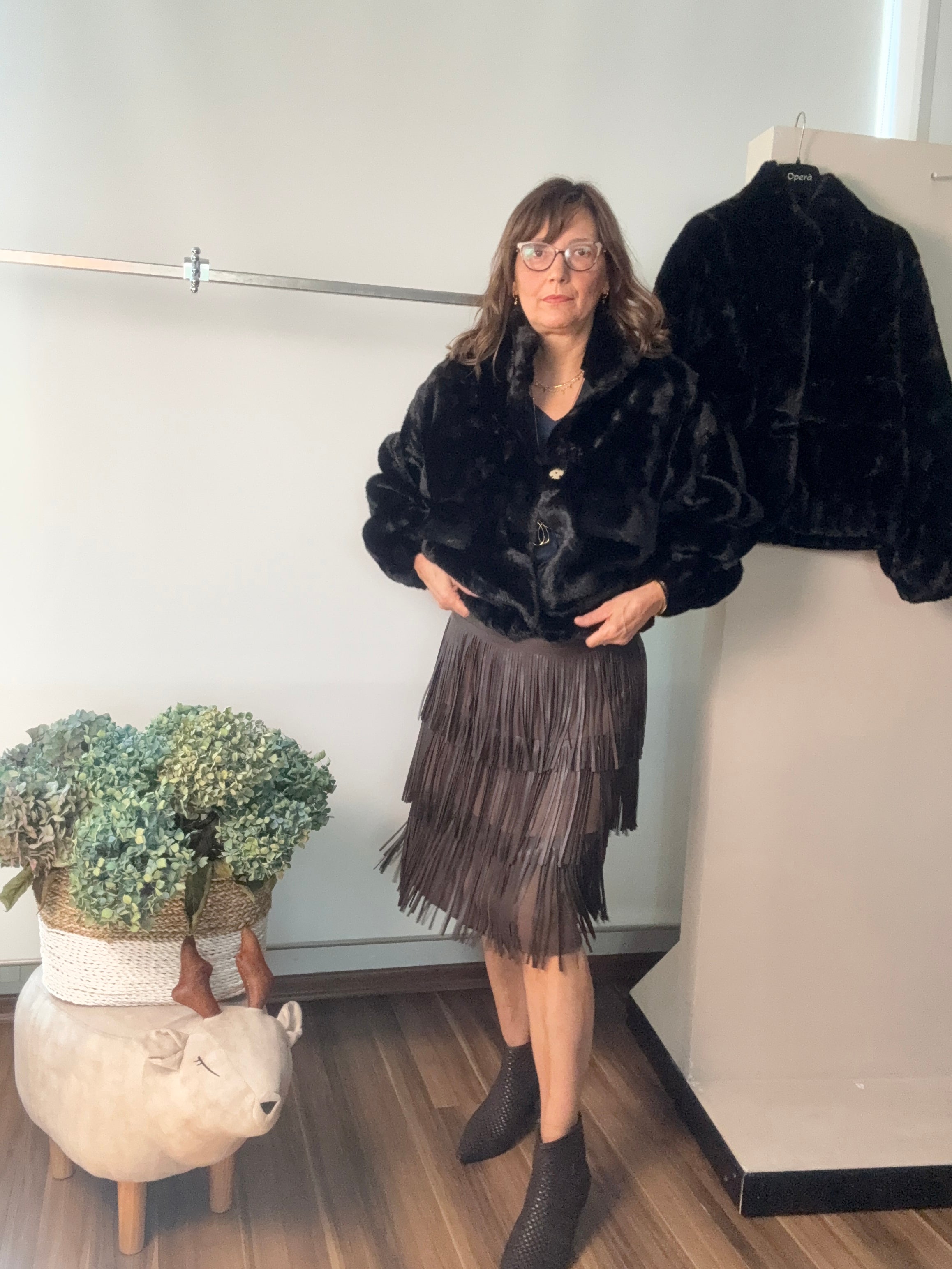 Bomber in ecopelliccia con tasche