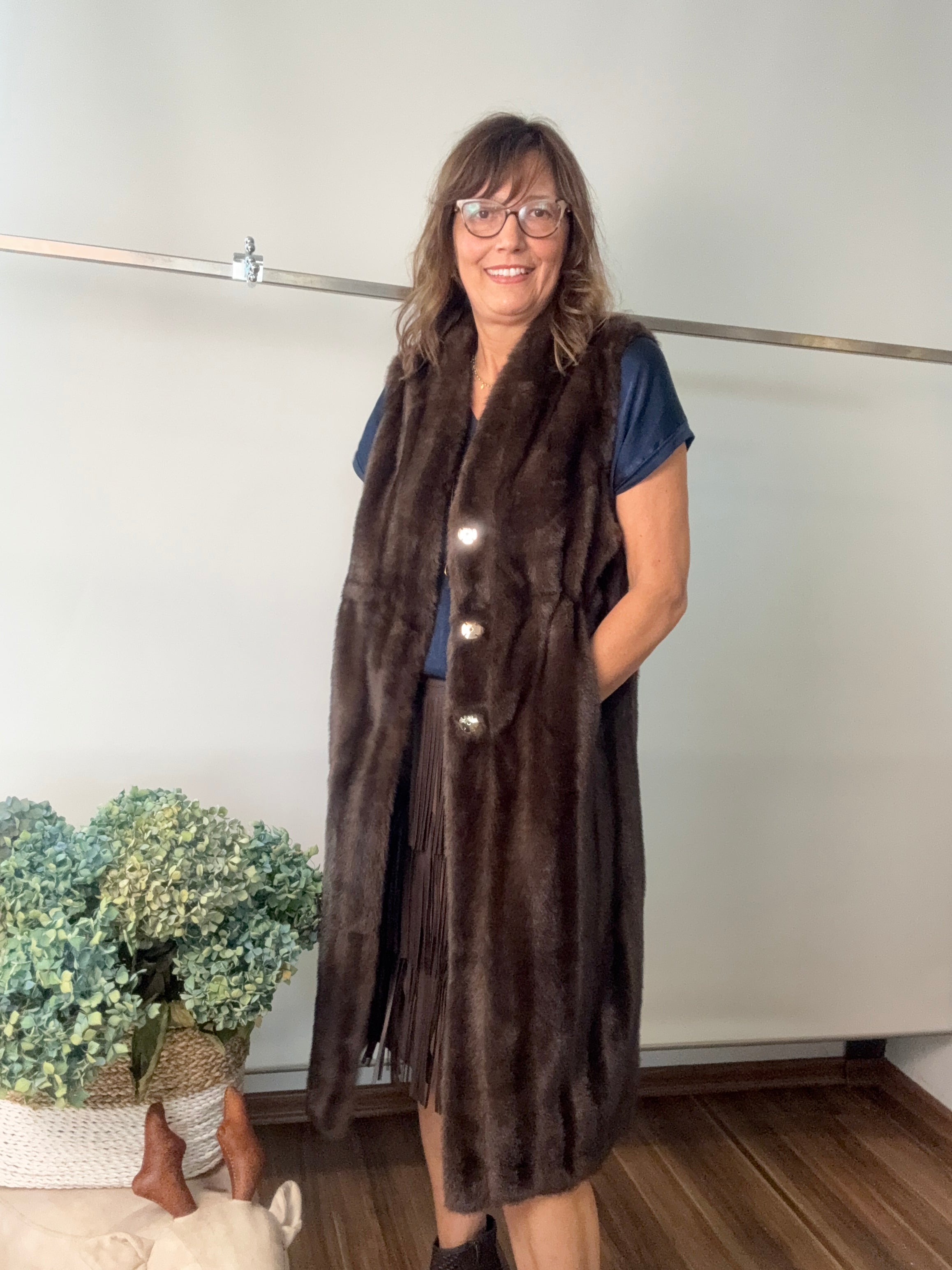 Gilet lungo in ecopelliccia