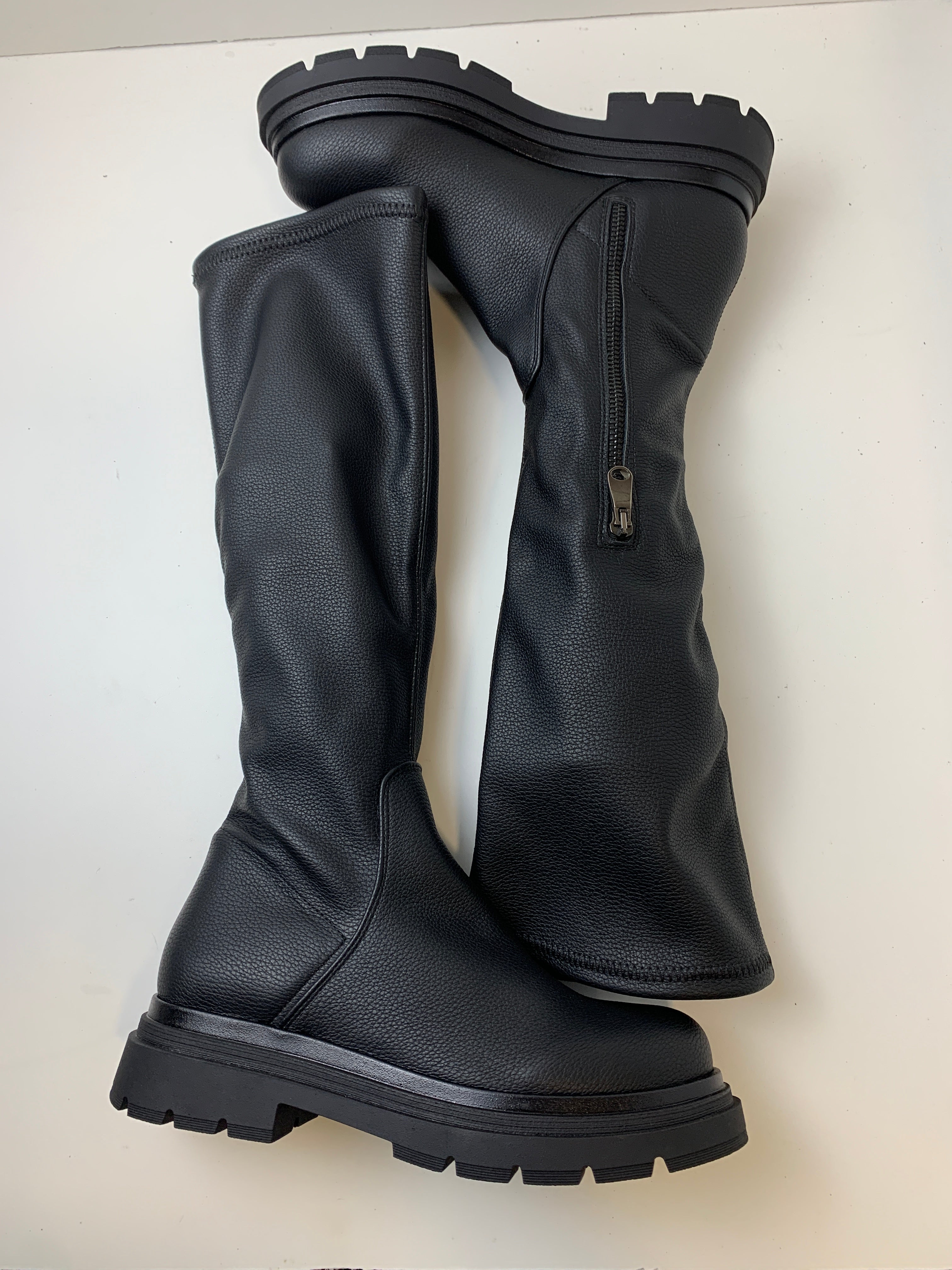 Stivale Giorgia in econappa elasticizzata nera