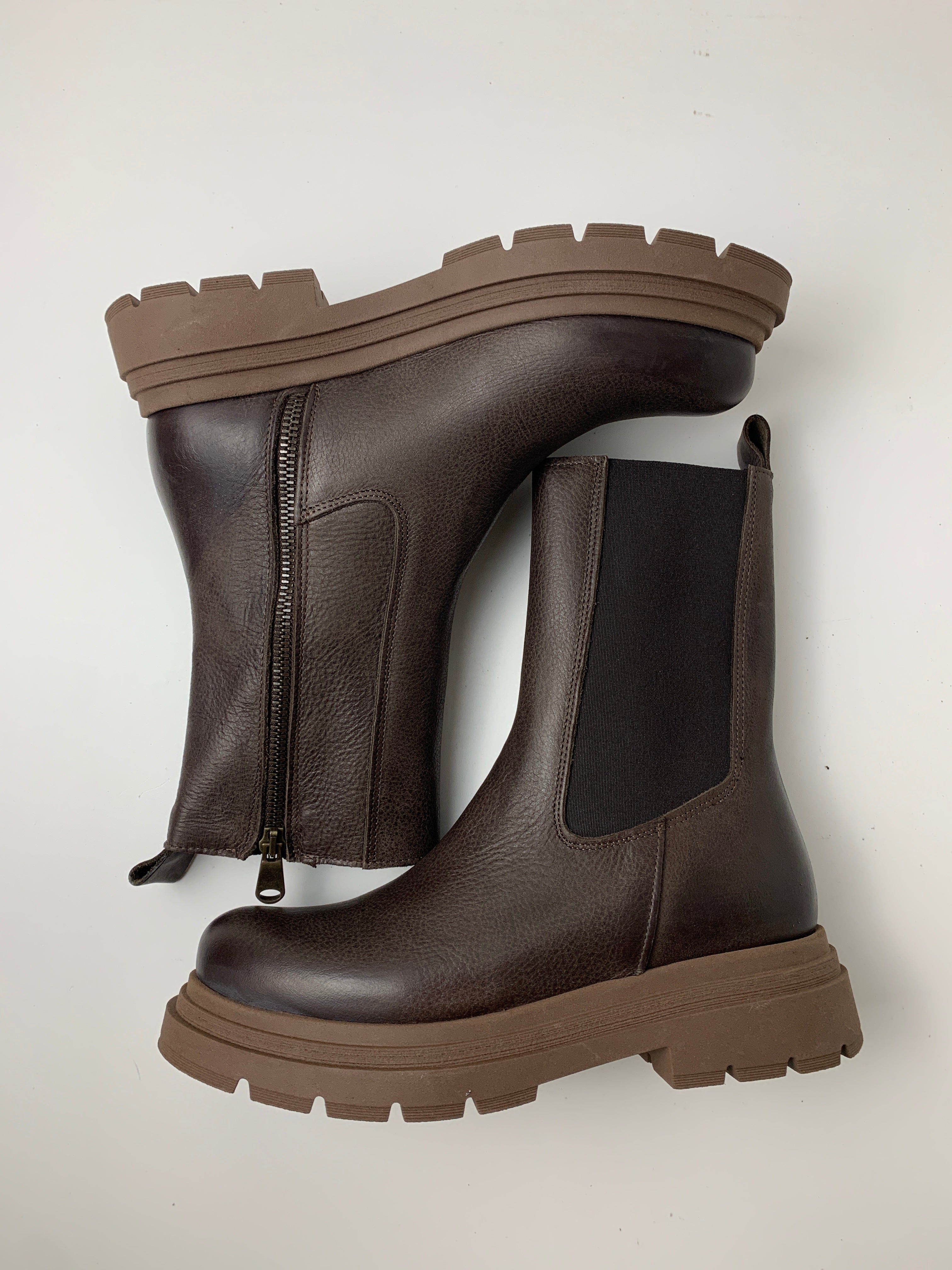 Tronchetto Olivia in pelle