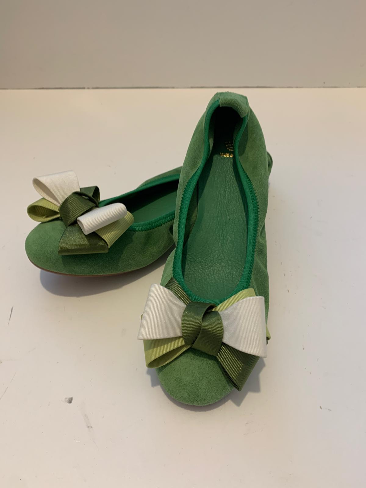 Ballerina in camoscio con fiocco gros-grain