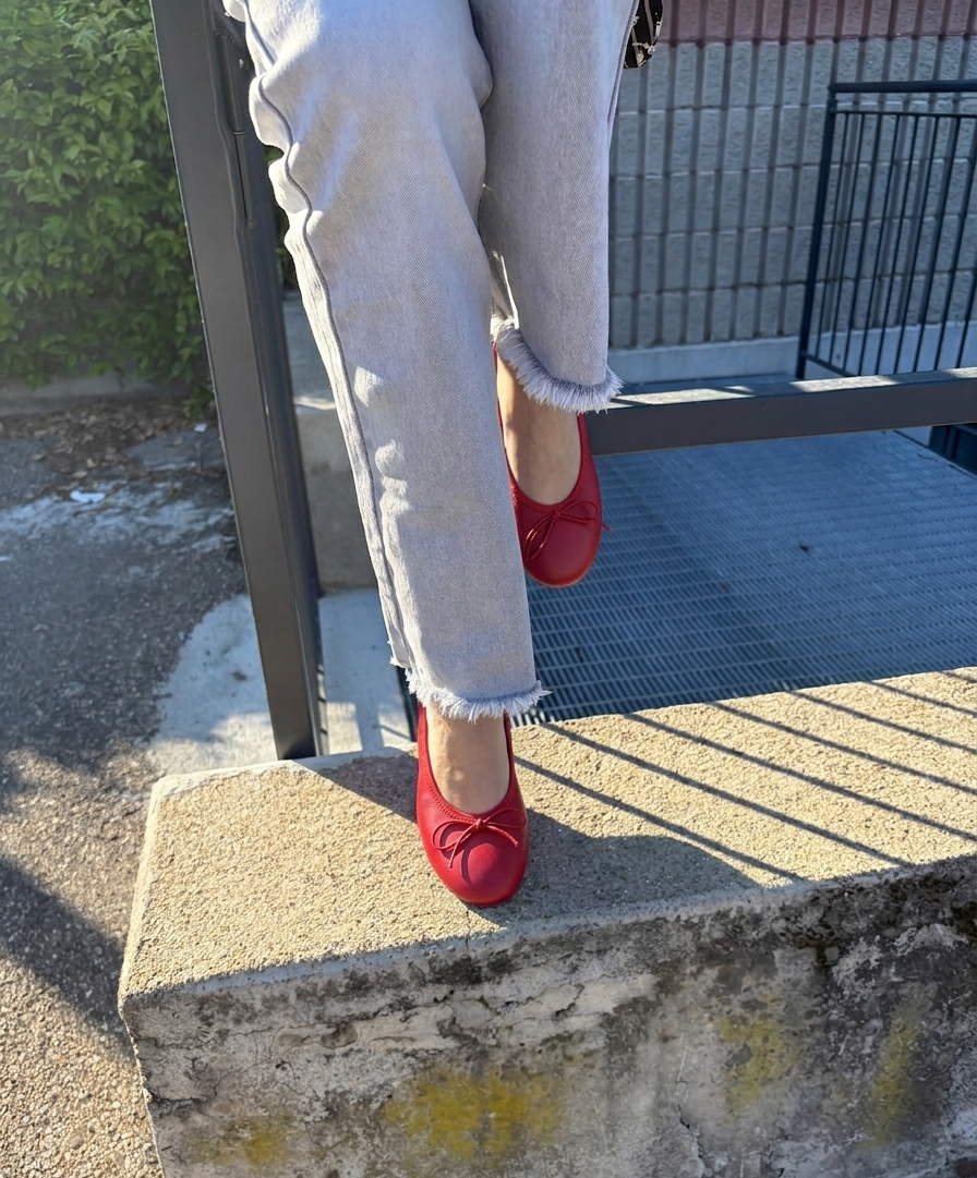 Ballerina in nappa morbida con fiocco e profilo elastico