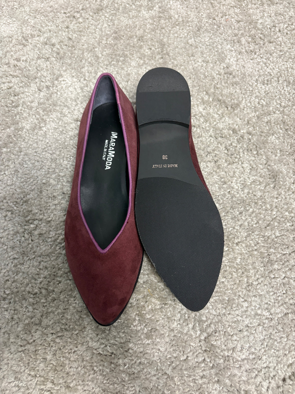Ballerina Paola in pelle scamosciata bordeaux con bordo in pelle