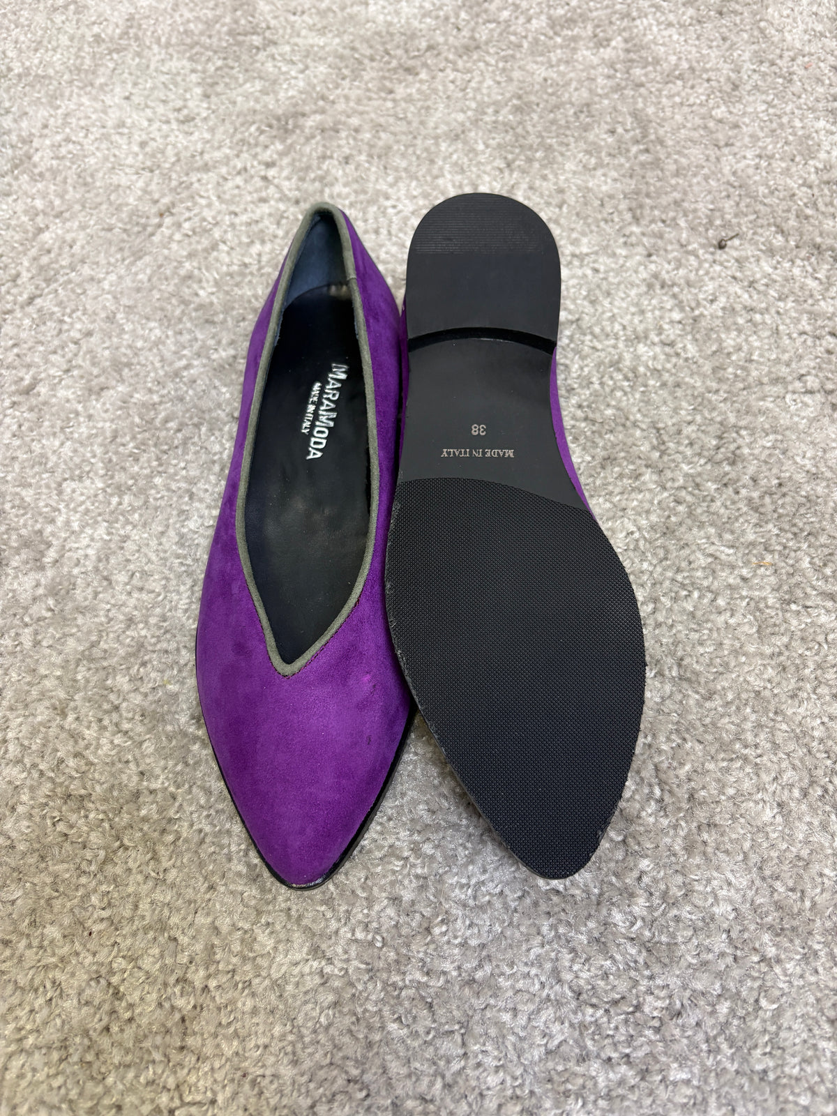 Ballerina Paola in pelle scamosciata bordeaux con bordo in pelle