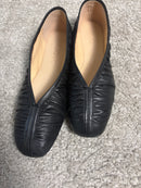 Ballerina in pelle nera effetto arricciato