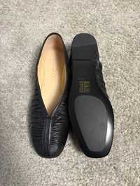 Ballerina in pelle nera effetto arricciato