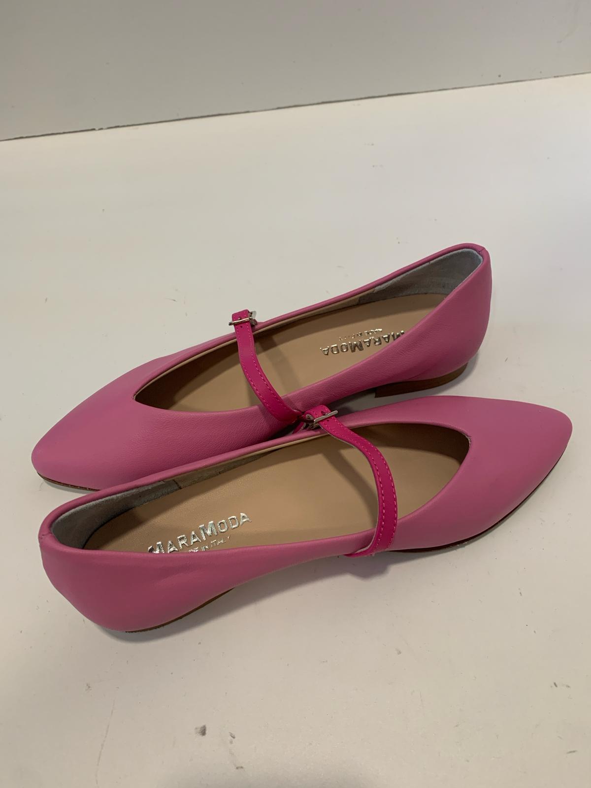 Ballerina a punta fucsia in pelle con cinturino