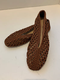 Crocheted fabric ballerina slipper