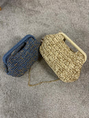 Borsa intrecciata con fili lurex e tracolla a catena