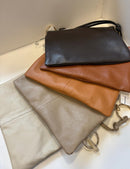Borsa in pelle Made in Italy con doppia tracolla