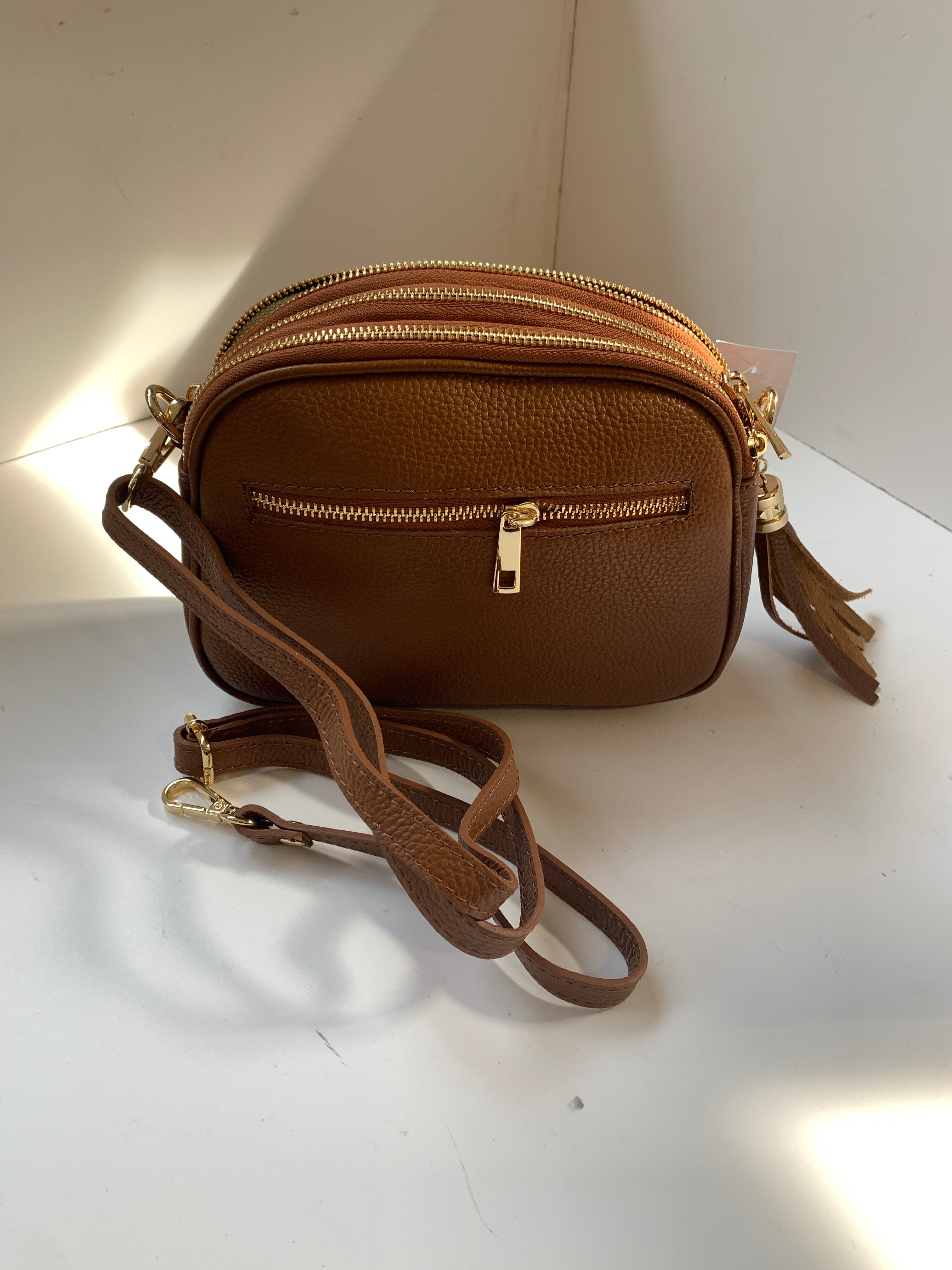 Orange peel effect leather handbag and shoulder bag