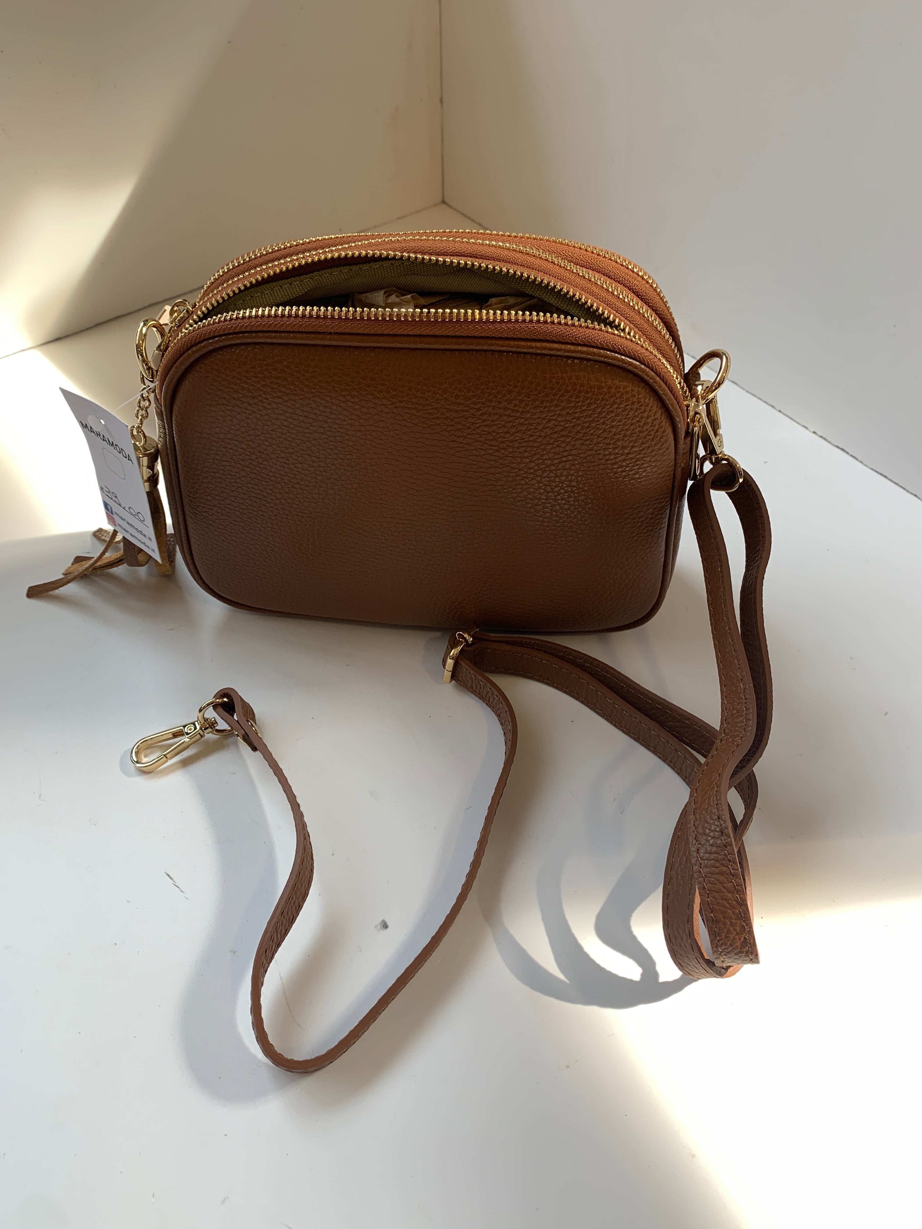 Orange peel effect leather handbag and shoulder bag