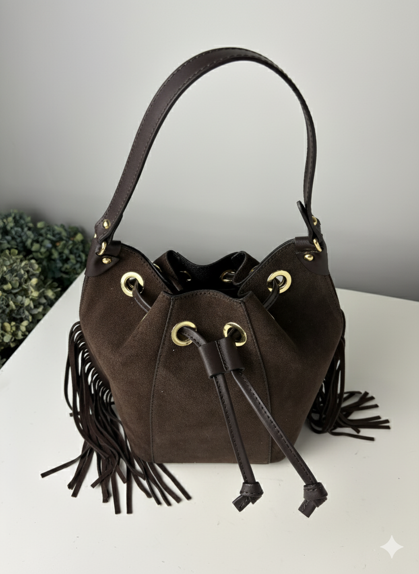 Borsa a Secchiello “Boho Chic” in pelle scamosciata con frange
