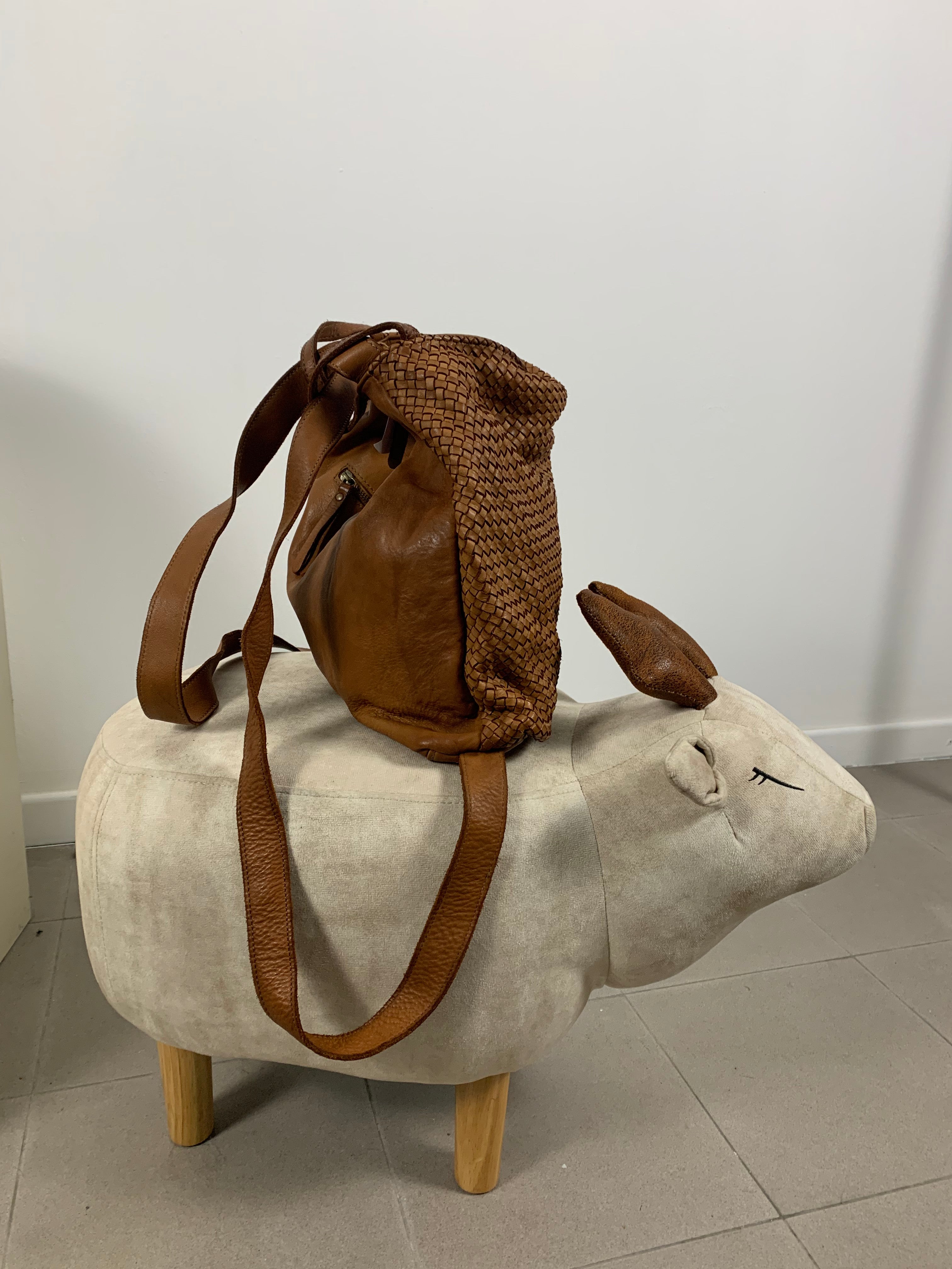 Borsa zaino toscana in pelle intrecciata