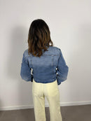 Camicia in jeans chiaro con bottoni automatici