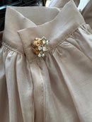 Camicia Operà con fiocco e copribottone gioiello