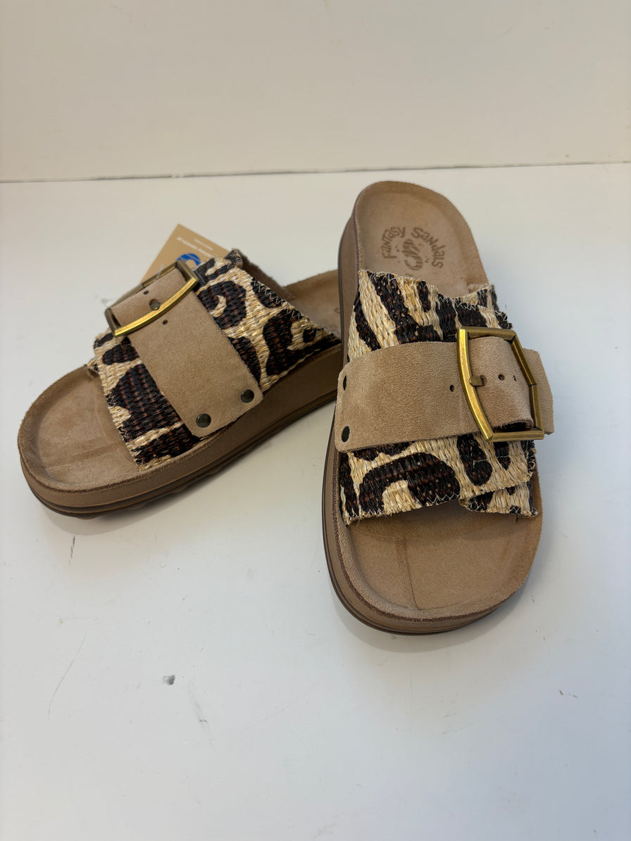 Ciabatta brown africana con velcro e rafia