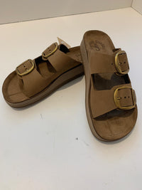 Tobacco sandals with double adjustable strap