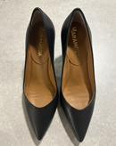 Décolleté Barbara nera in pelle o camoscio con scollo a V