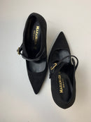 Décolleté Arianna in camoscio nero con cinturino