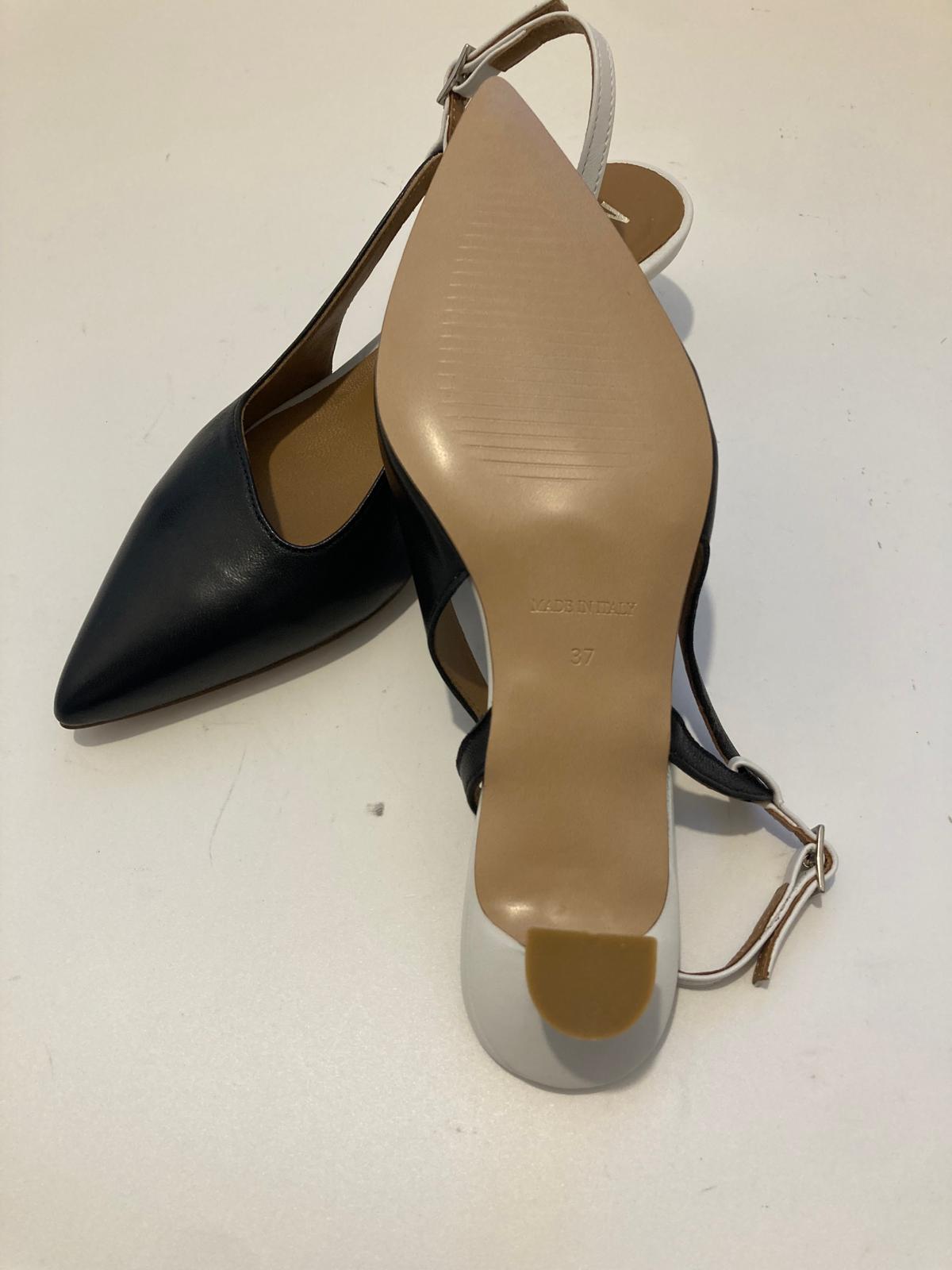 Slingback nera in nappa con cinturino off white