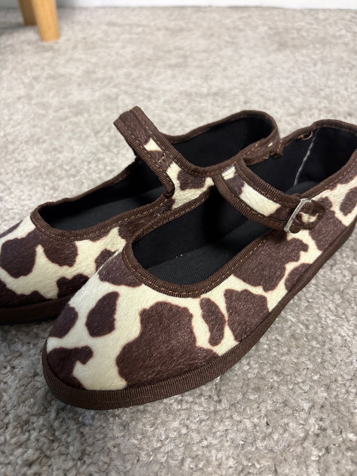 Friulana con cinturino in tessuto animalier
