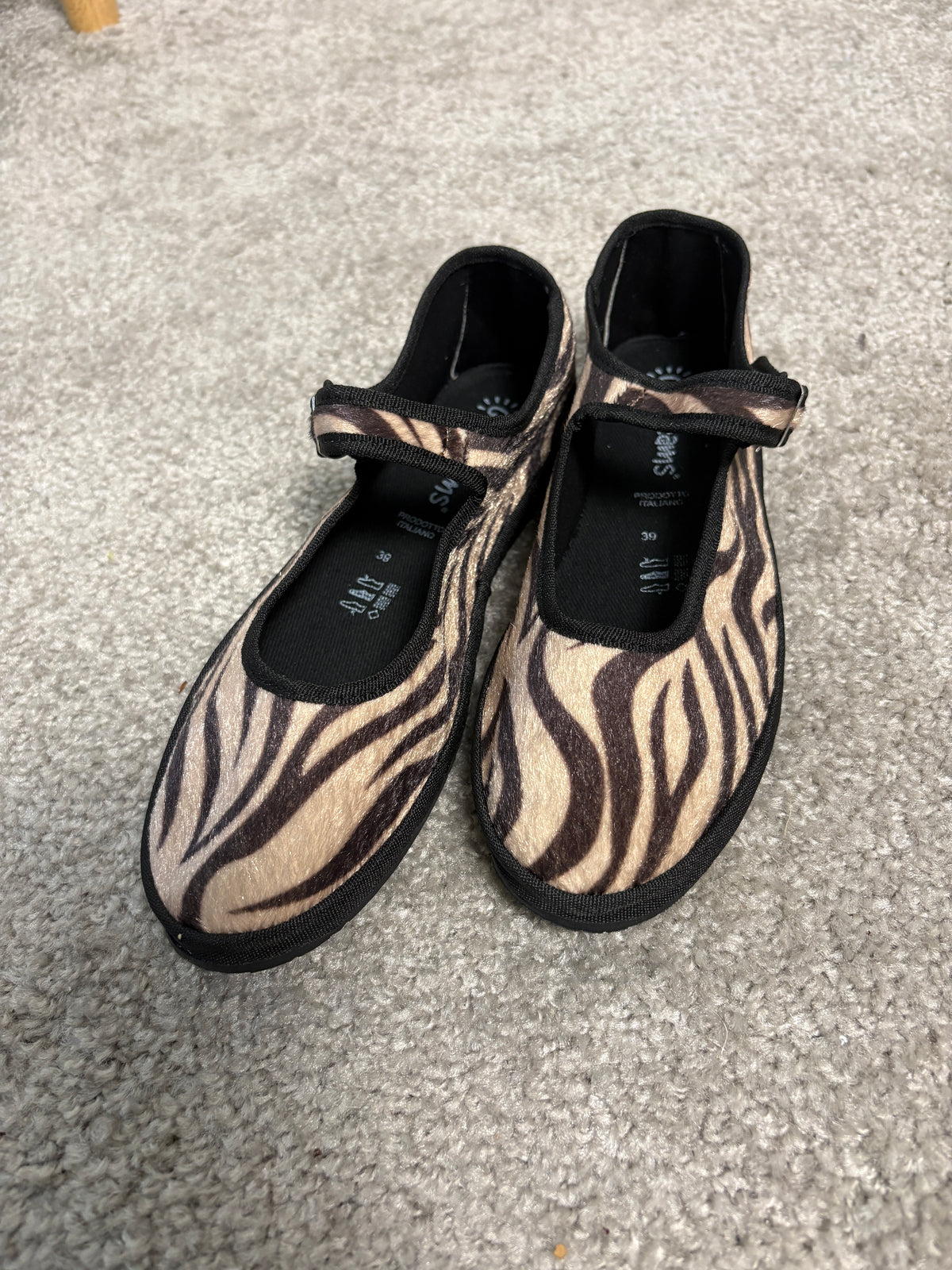Friulana con cinturino in tessuto animalier