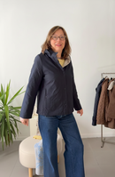 Reversible fitted 100g jacket with detachable hood