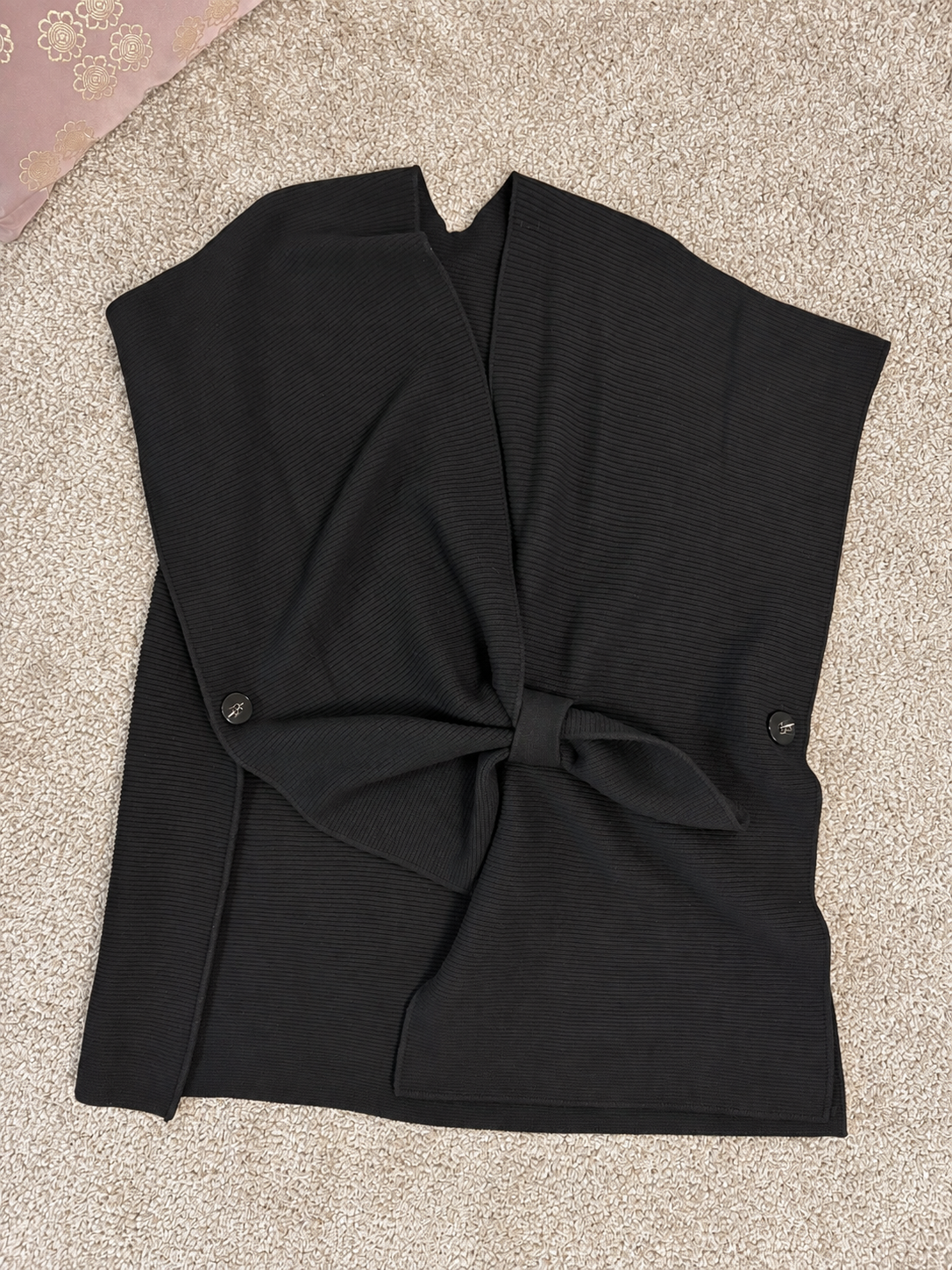 Gilet asimmetrico in filato morbido