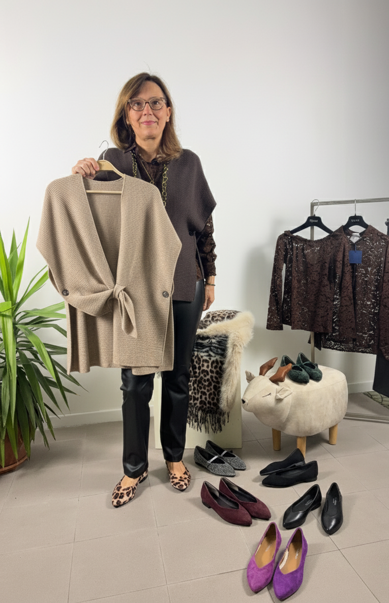 Gilet asimmetrico in filato morbido