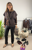 Gilet asimmetrico in filato morbido