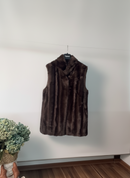 Gilet lineare in ecopelliccia