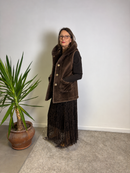 Gilet reversibile in ecomontone ed ecopelliccia con cappuccio
