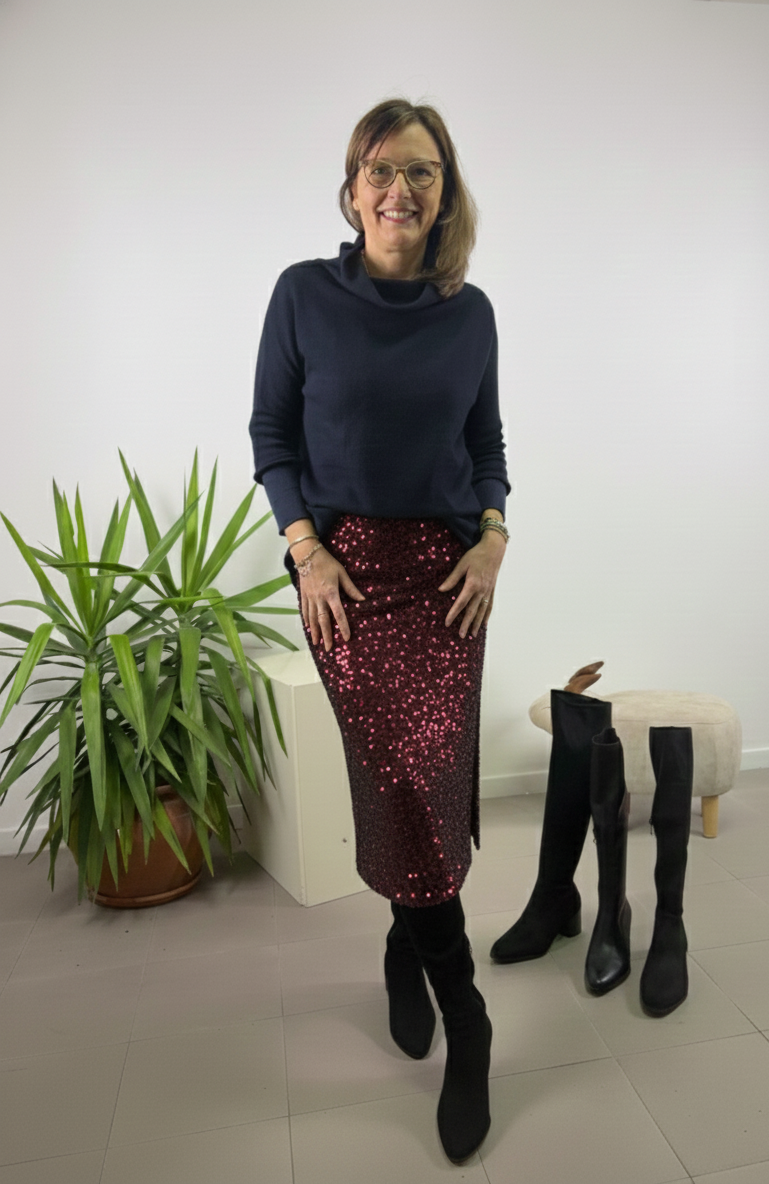 Gonna in paillettes al polpaccio con spacco laterale