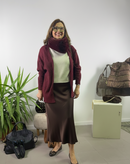 Gonnellone in raso con taglio a sbieco