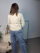 Light balloon jeans with side pockets
