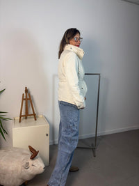 Light balloon jeans with side pockets