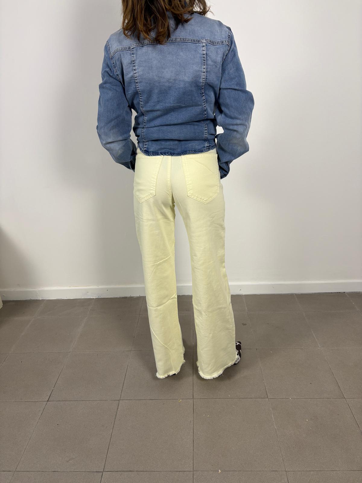 Yellow straight-leg jeans with frayed hem