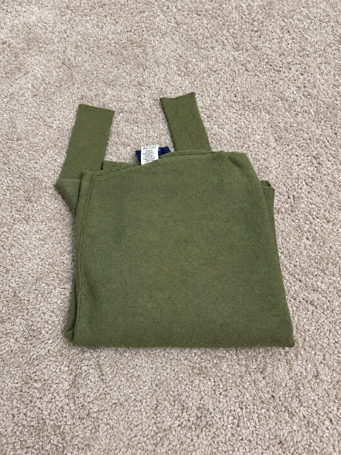 Maglia lunga Blue Joint con taglio sbieco e manica a pipistrello