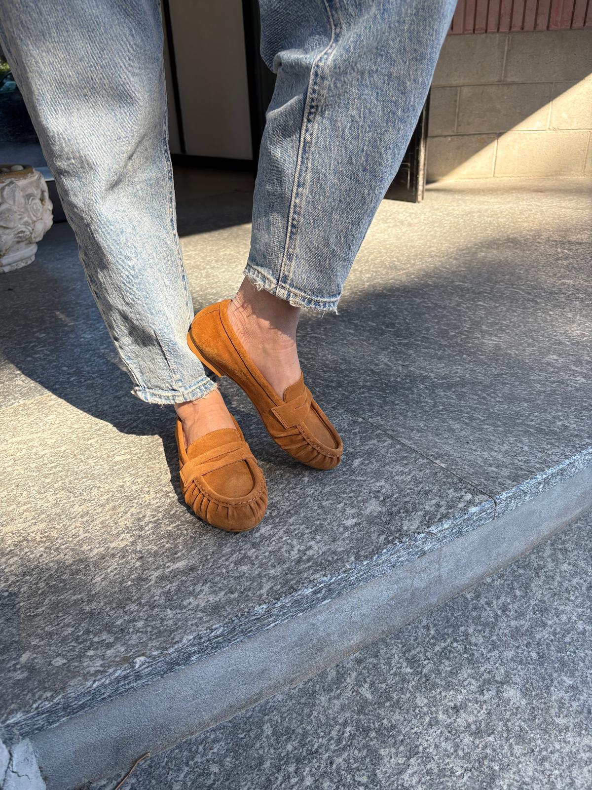 Mocassini N6 Milano in camoscio color biscotto
