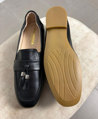 Letizia black leather loafers with tassels