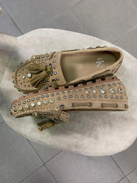 Mocassini indianini in camoscio con borchie e strass