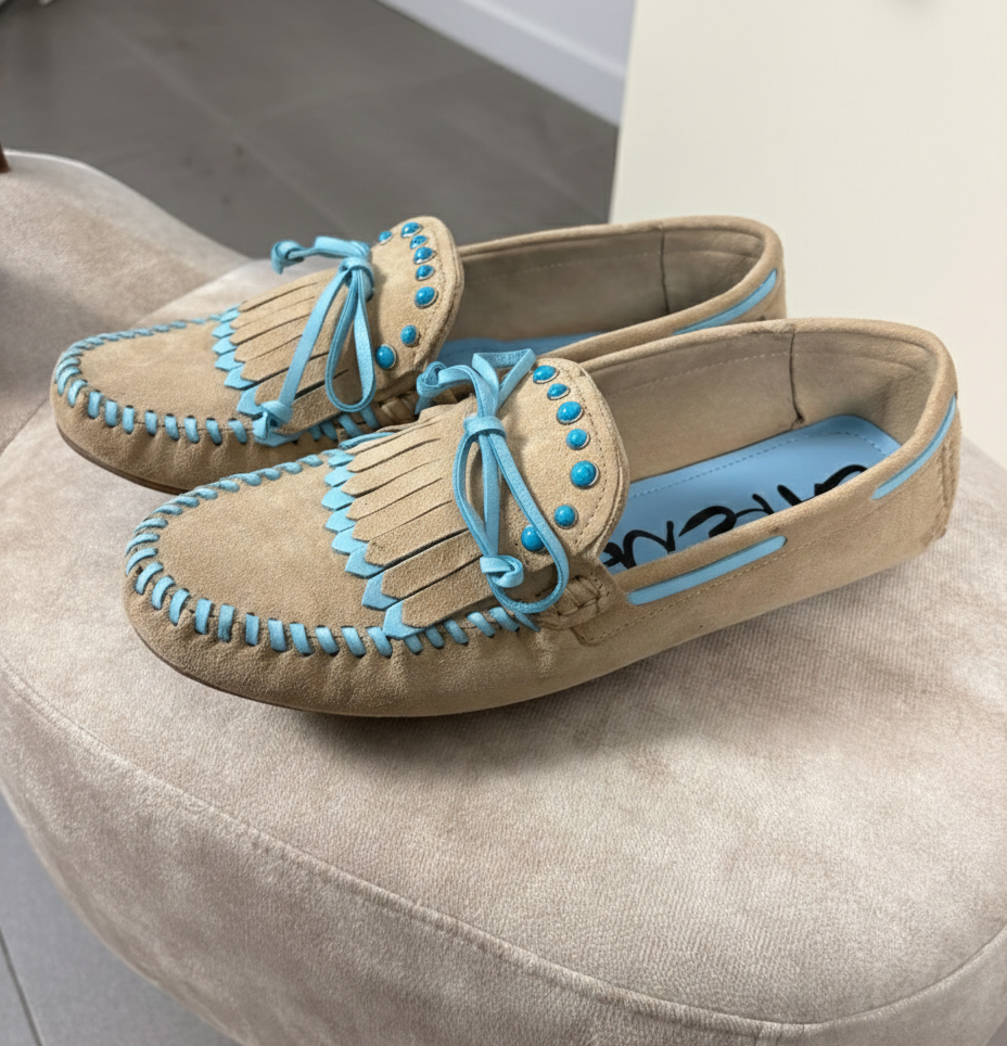 Mocassini CafèNoir stile indiano in pelle nabuk con frange