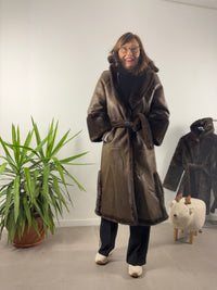 Montone lungo reversibile con cintura