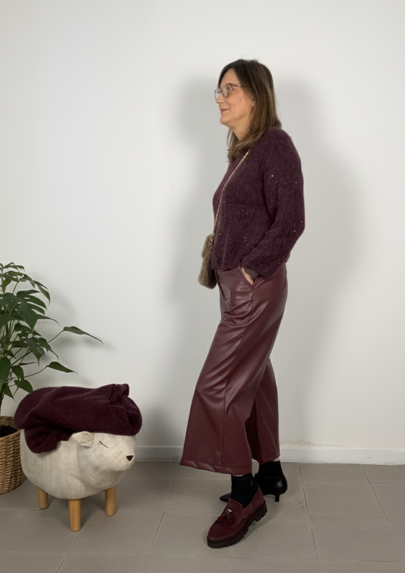 Pantalone in ecopelle a gamba larga