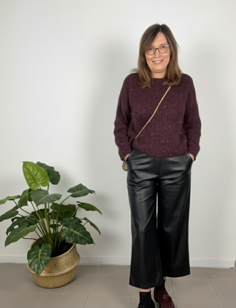 Pantalone in ecopelle a gamba larga