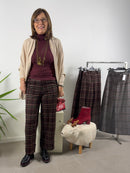 Pantalone a quadri a taglio lineare